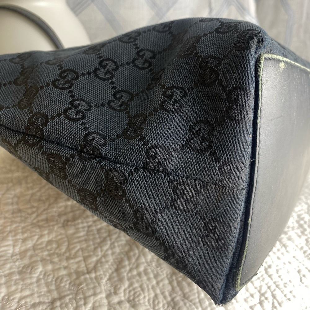 Gucci GG Canvas Tote Bag Black, Authentic - Picture 9 of 13